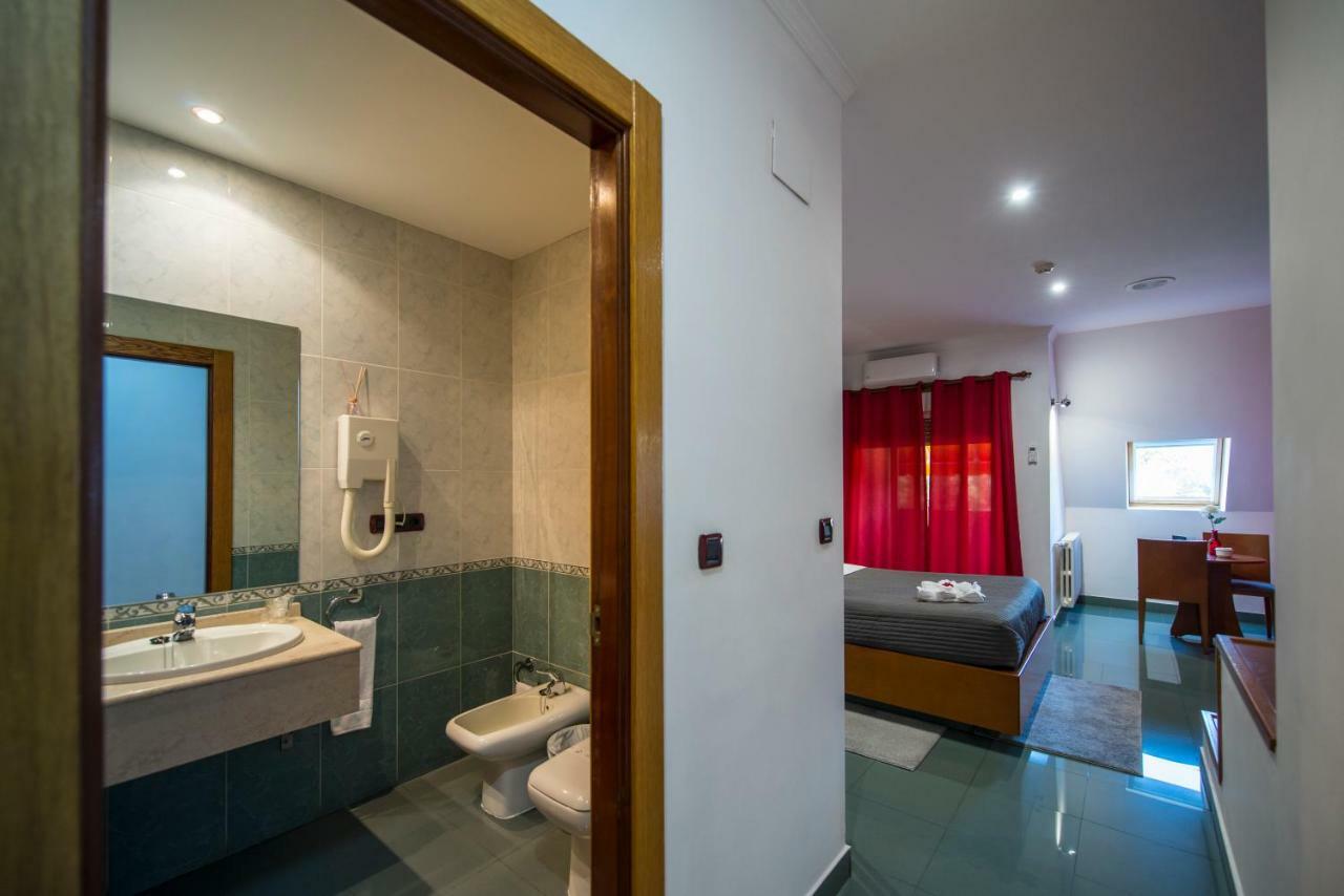 Motel Bracancun Aveleira Eksteriør billede