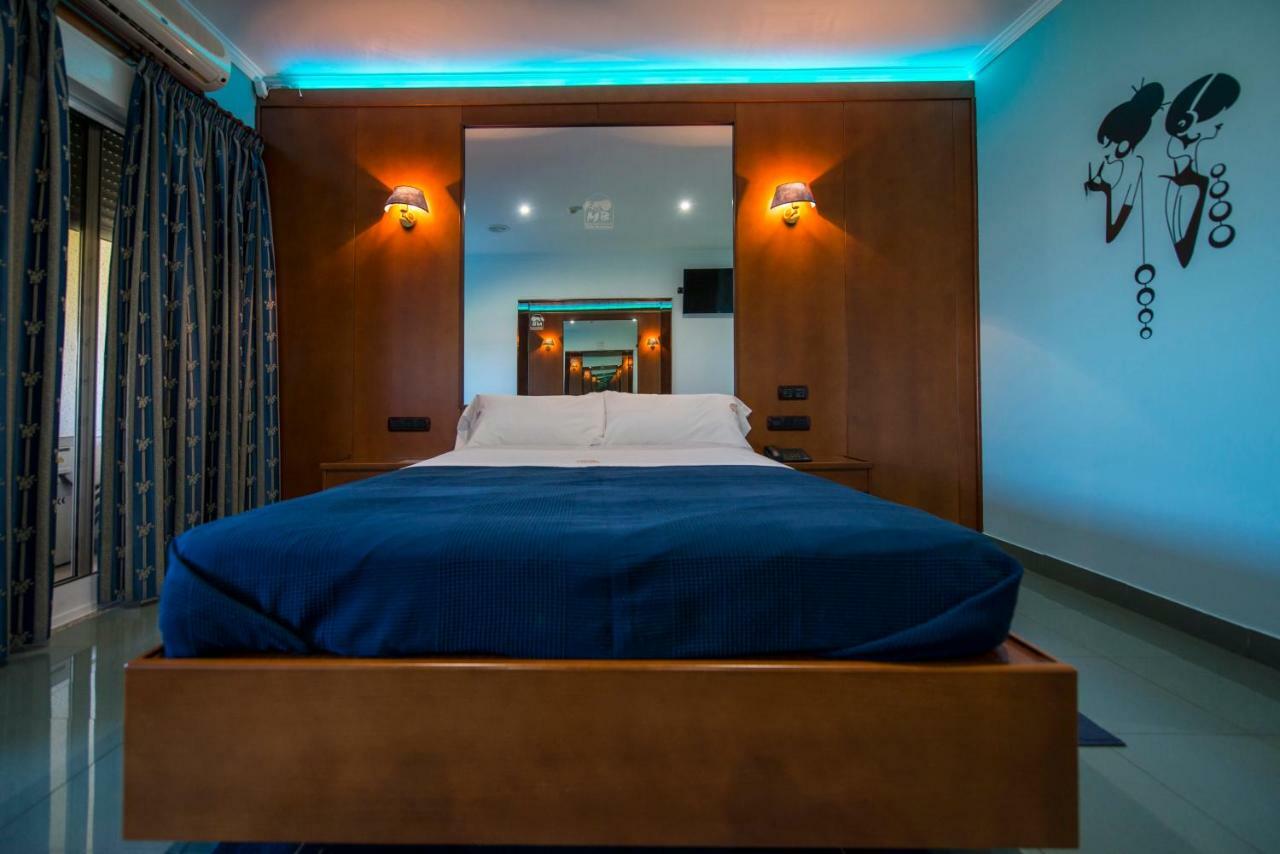 Motel Bracancun Aveleira Eksteriør billede